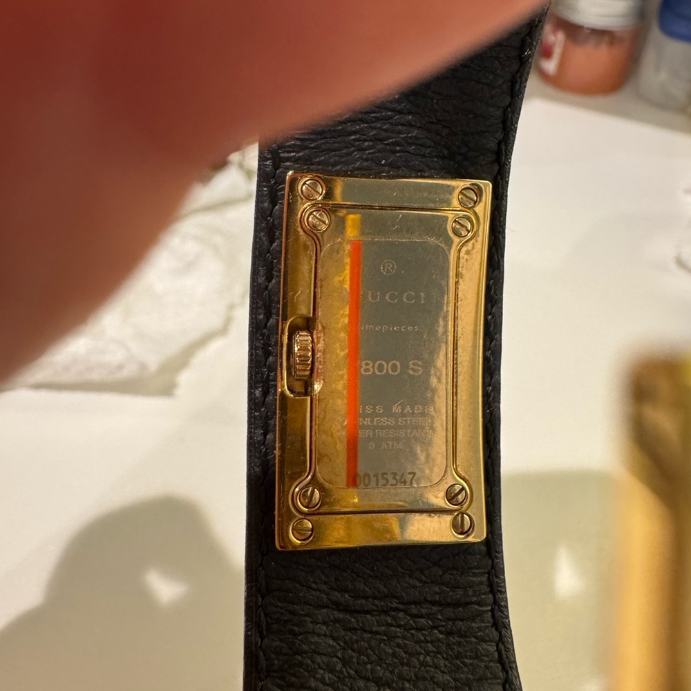 Woman Gucci Black Leather Strap - Picture 5 of 9